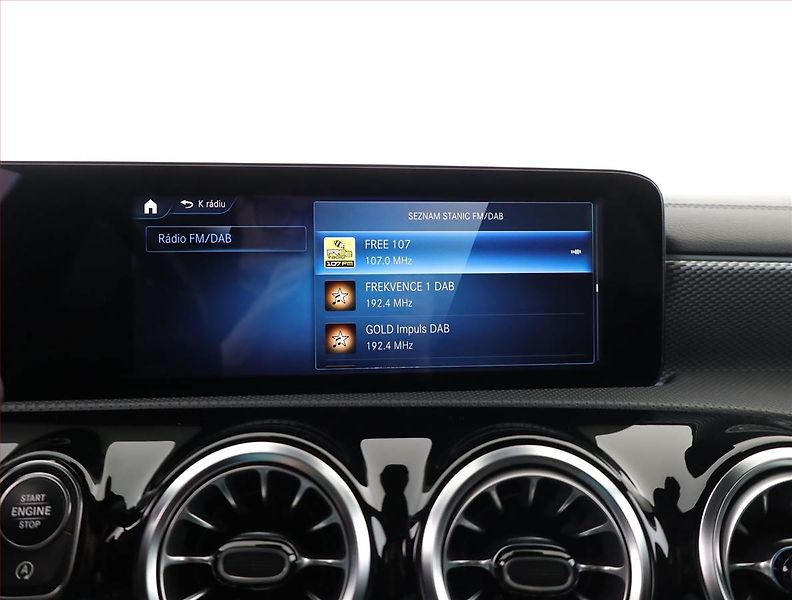 Mercedes-Benz CLA (2021) 220 d 4MATIC - fotka 11 z 21