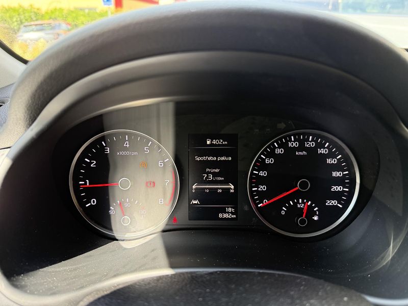 Kia Stonic 1.0 T-GDI Exclusive - fotka 6 z 9
