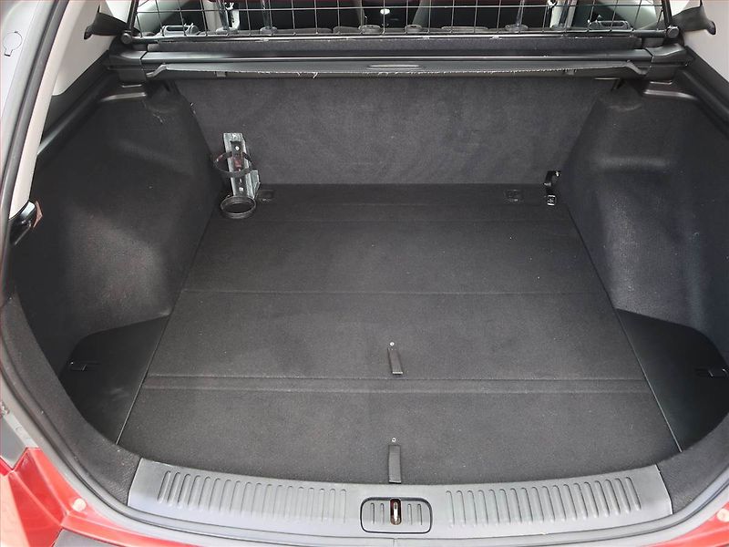 Kia Ceed (2007) 1.6 i, nová STK, Tažné - fotka 13 z 16