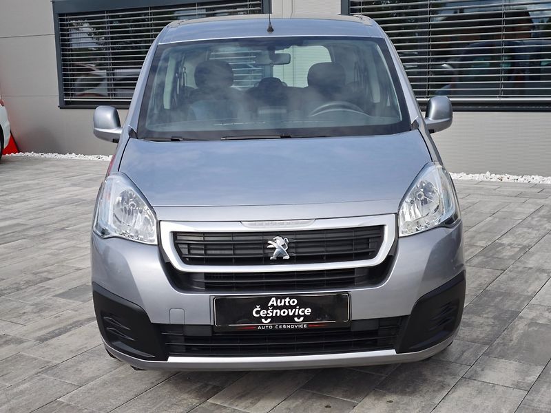 Peugeot Partner (2015) Tepee 1,6 HDI 73 KW - fotka 2 z 25