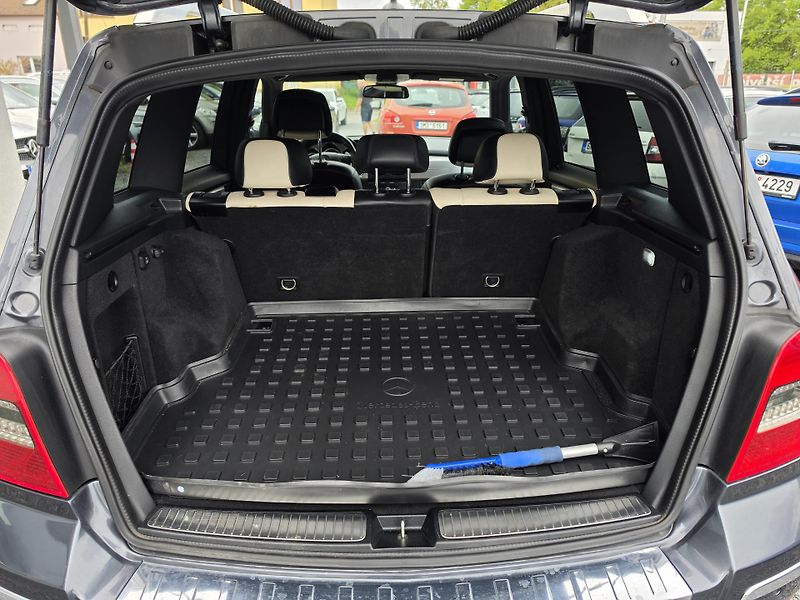 Mercedes-Benz GLK 350 4-MATIC  - fotka 5 z 15