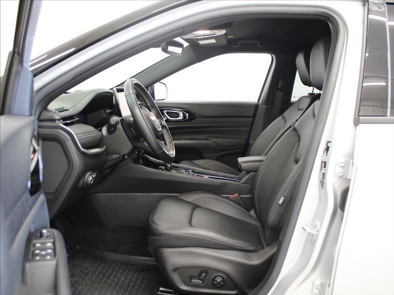 Jeep Compass 1,3 i AT Anniversary Kamera ČR - fotka 6 z 29