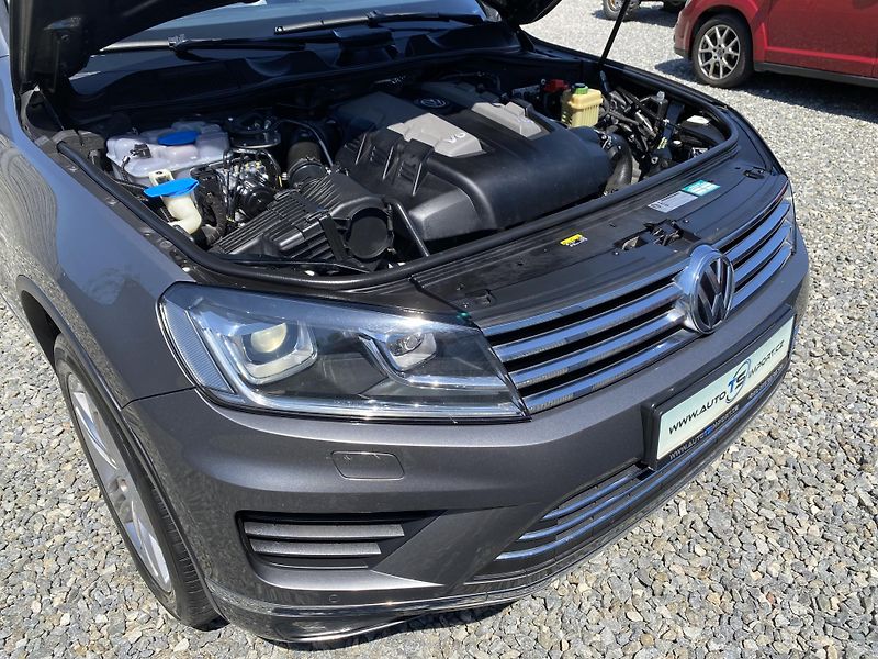 Volkswagen Touareg 3.0TDi 4x4 FL 2017 ELEGANCE 1A - fotka 83 z 176