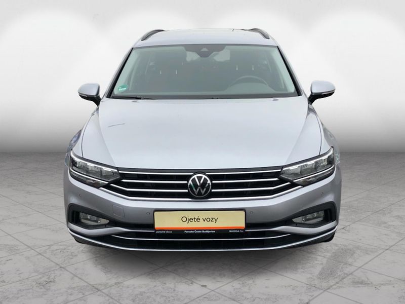 Volkswagen Passat 2.0 TDi DSG 7st. BUSINESS - fotka 4 z 30