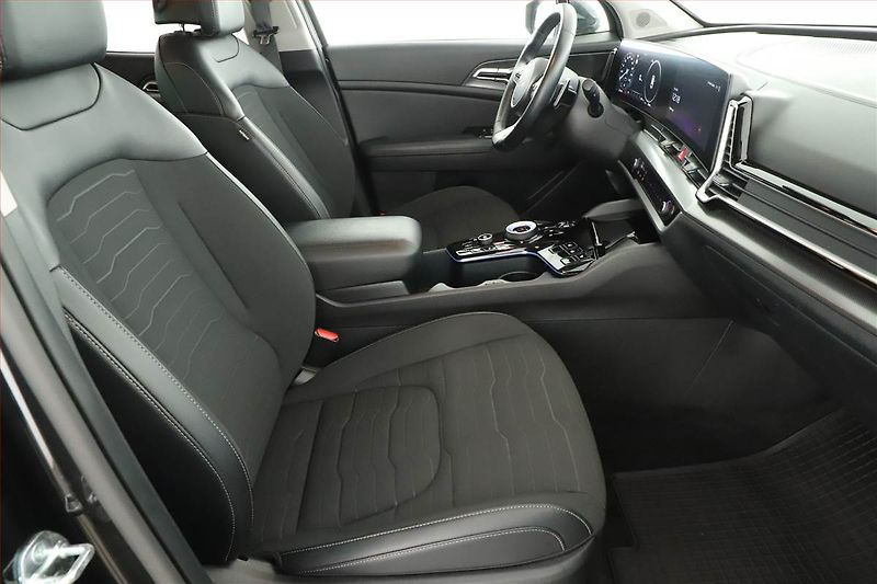 Kia Sportage (2023) 1.6 T-GDI - fotka 7 z 20