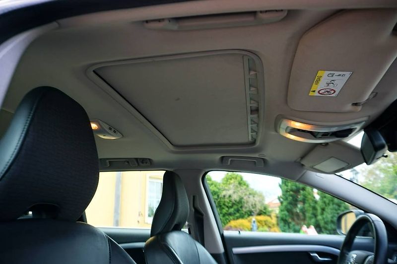 Volvo V70 (2016) MOMENTUM 2,0 D4 133 kW - fotka 25 z 64