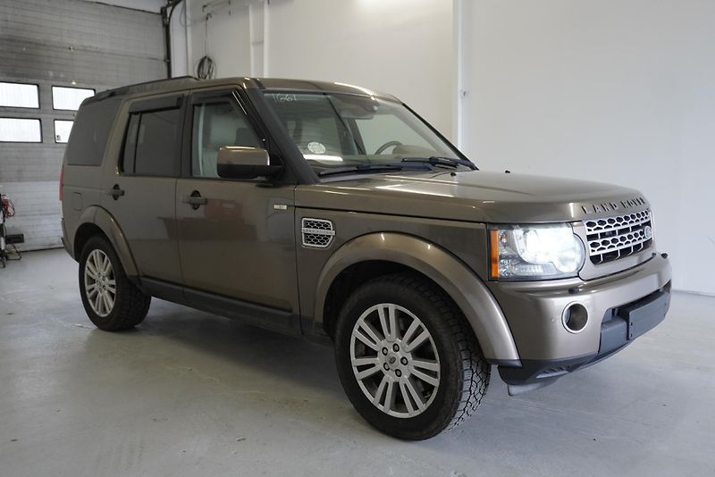Land Rover Discovery DISCOVERY 4  3,0D SDV6 HSE 4WD - fotka 3 z 34