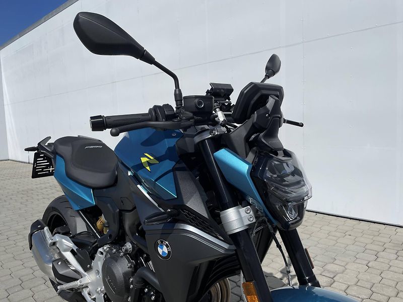 BMW (2026) F 900 R - fotka 4 z 11