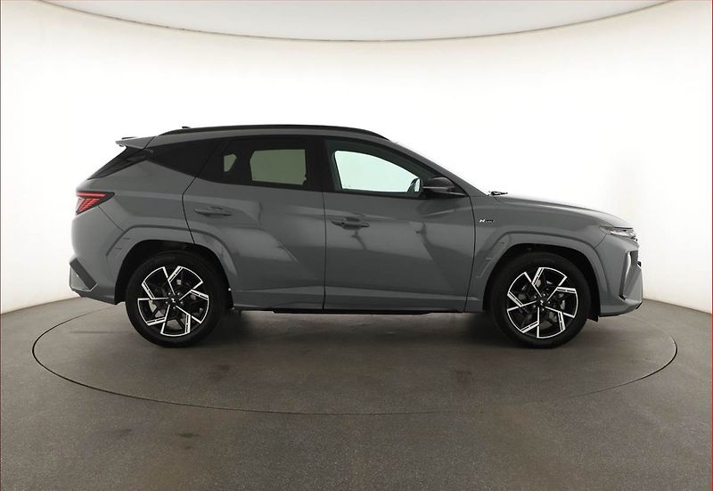 Hyundai Tucson (2025) 1.6 T-GDI, N- Line, FullLed - fotka 6 z 20