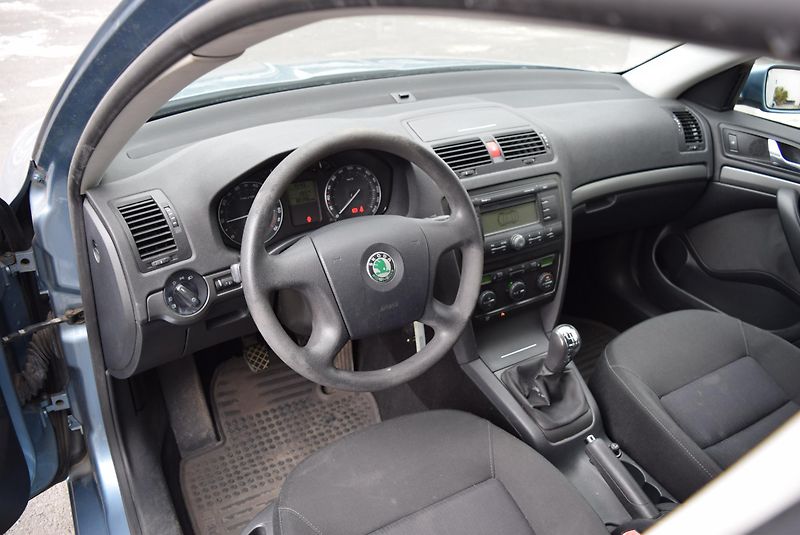 Škoda Octavia (2008) 1.8TSI 118kwELEGANCE KLIMA ALU - fotka 21 z 44