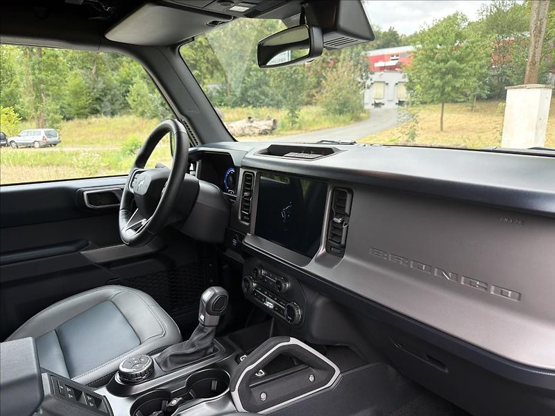 Ford Bronco 2,7 V6 AUT OUTER BANKS ČR - fotka 36 z 36