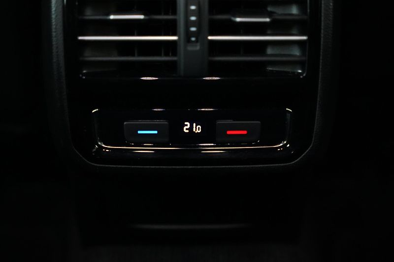 Volkswagen Passat - fotka 28 z 29