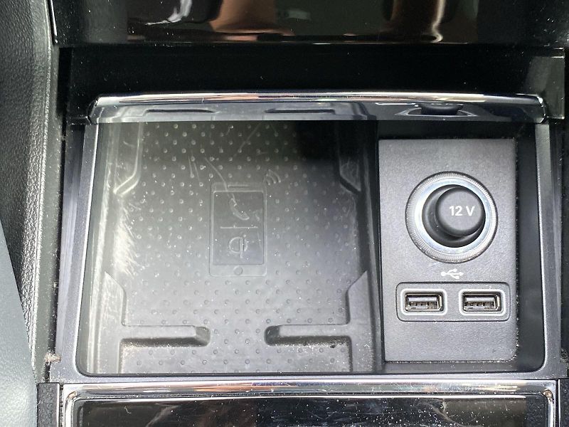 Škoda Karoq (2018) 1.5 TSI DSG Style + - fotka 19 z 40