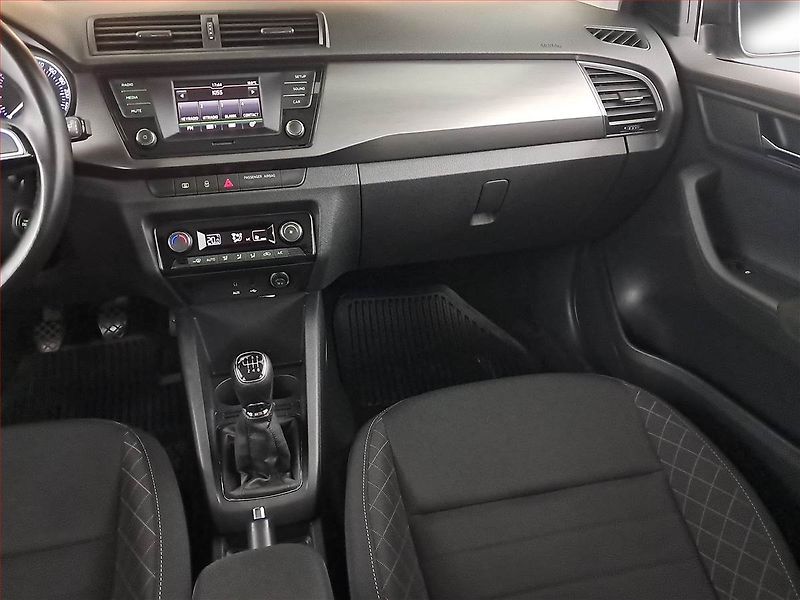 Škoda Fabia (2016) 1.2 TSI, ČR,1.maj, Serv.kniha - fotka 8 z 14