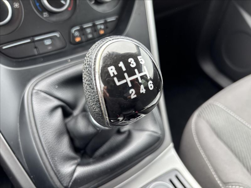Ford Kuga 1,6 EcoBoost 110kW Trend - fotka 27 z 30