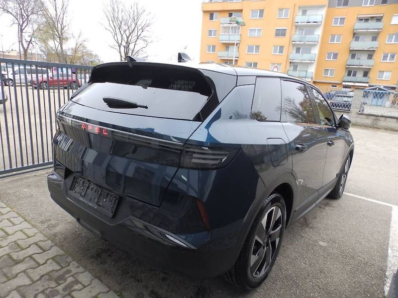 Opel Grandland (2026) GSHybr.1.2Turbo - fotka 6 z 30
