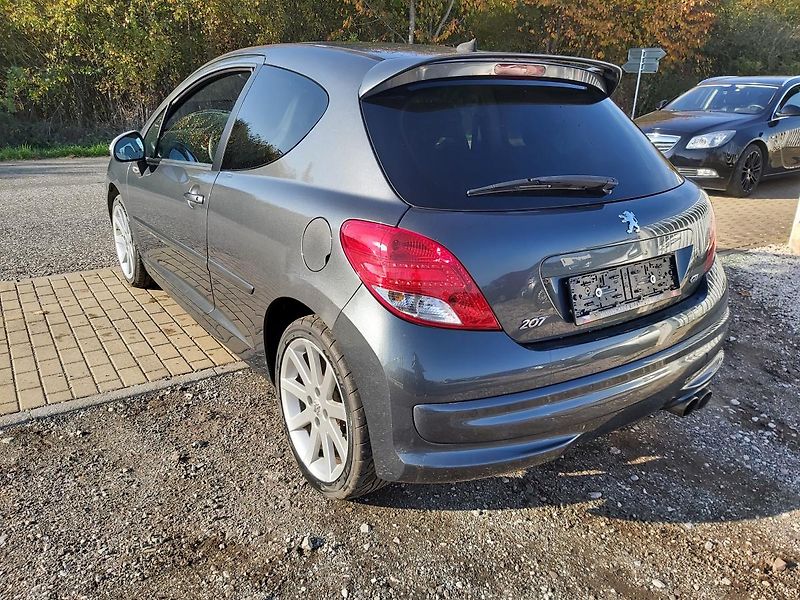 Peugeot 207 (2009) 1,6 128 KW  GTI - fotka 9 z 27