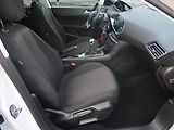 Peugeot 308 (2019) 1.2 PureTech, ČR,1.maj - náhled 9