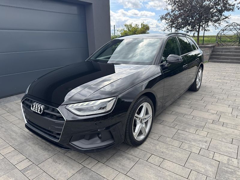 Audi A4 (2022) A4 35TDI, Stronic, Tažné, Led - fotka 13 z 36