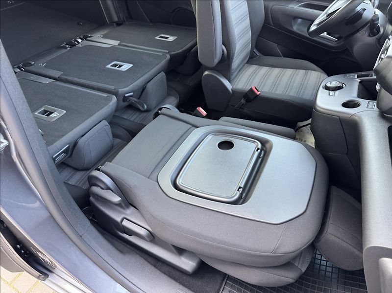 Opel Combo 1,2 T LIFE DPH tažné 1.maj ČR - fotka 23 z 50