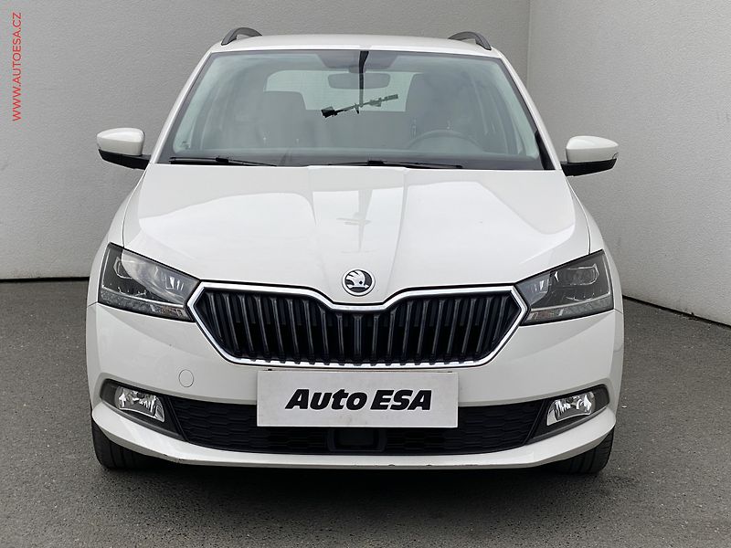 Škoda Fabia (2021) 1.0 TSi, 1.maj,ČR, Ambition - fotka 2 z 17