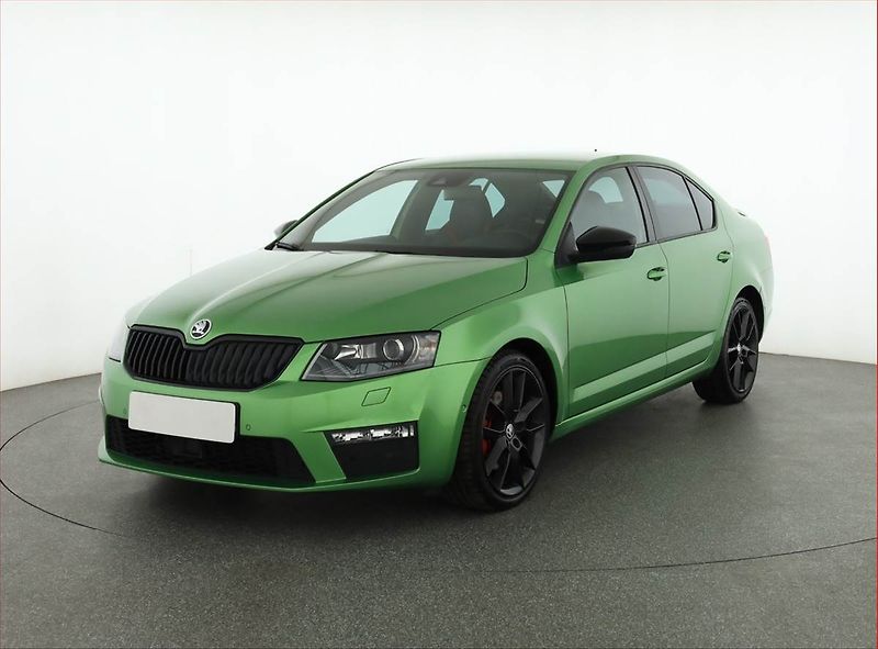 Škoda Octavia (2016) RS 2.0 TDI 4x4 DSG, 4X4 - fotka 2 z 21
