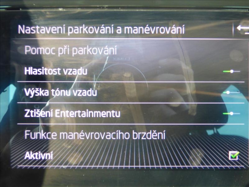 Škoda Superb 2,0 TDI DSG CRYSTAL LIGHT  Sty - fotka 51 z 78