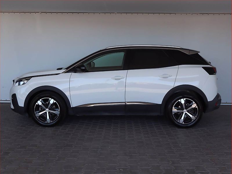 Peugeot 3008 (2017) Allure 1.2 PureTech - fotka 3 z 20