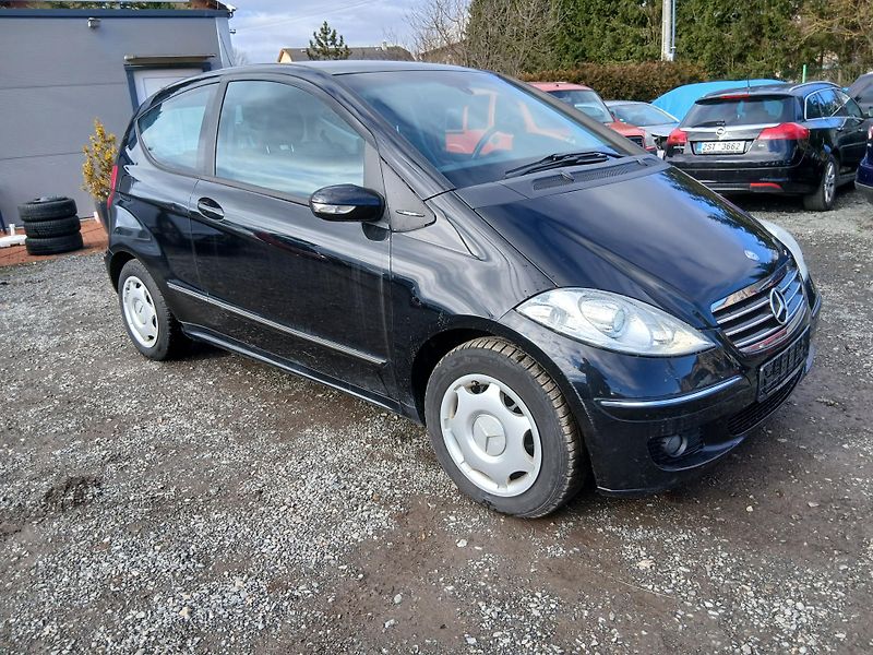 Mercedes-Benz Třídy A 1.7i, Avantgarde  - fotka 6 z 28