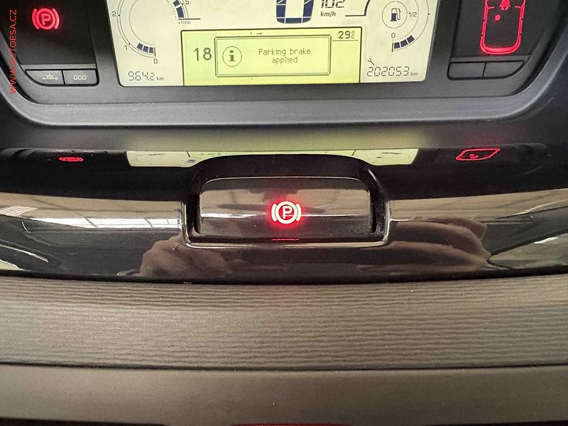 Citroën C4 Picasso (2012) 1.6 HDI 7míst, ČR, AC, temp. - fotka 17 z 17
