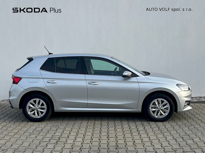 Škoda Fabia (2024) Top Selection 1.0 TSI 85 kW 6° - fotka 9 z 31