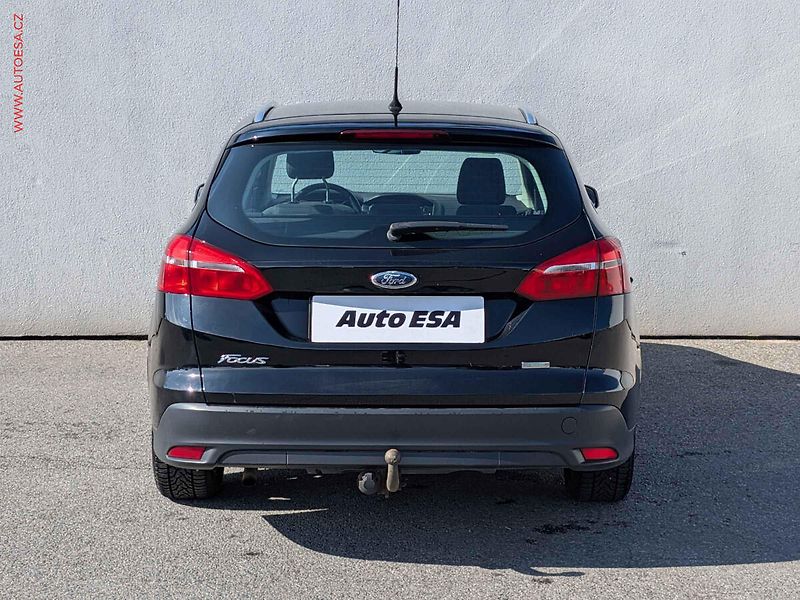 Ford Focus (2015) 1.0EB, AC, TZ, tempo - fotka 5 z 15