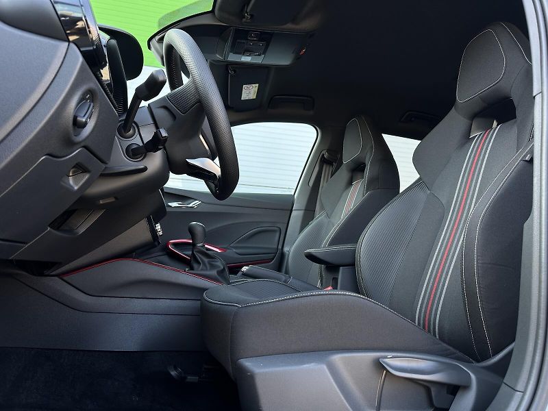 Škoda Fabia 1.0TSi Monte Carlo 116PS Bi-LE - fotka 14 z 42
