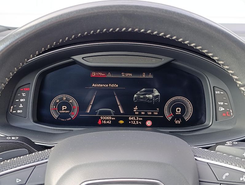 Audi Q8 50TDI QUATTRO S-LINE ČR DPH - fotka 20 z 31