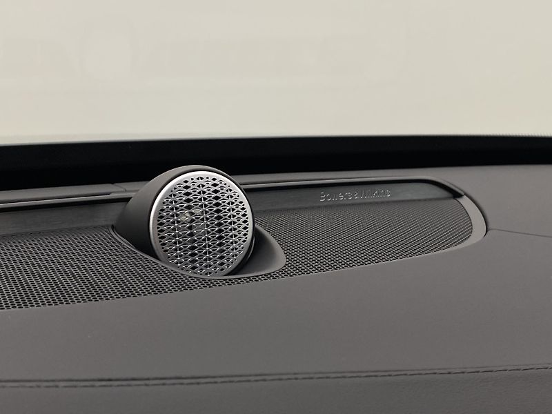 Volvo XC90 (2026) T8 AWD Plug-in BRIGHT ULTRA - fotka 35 z 75