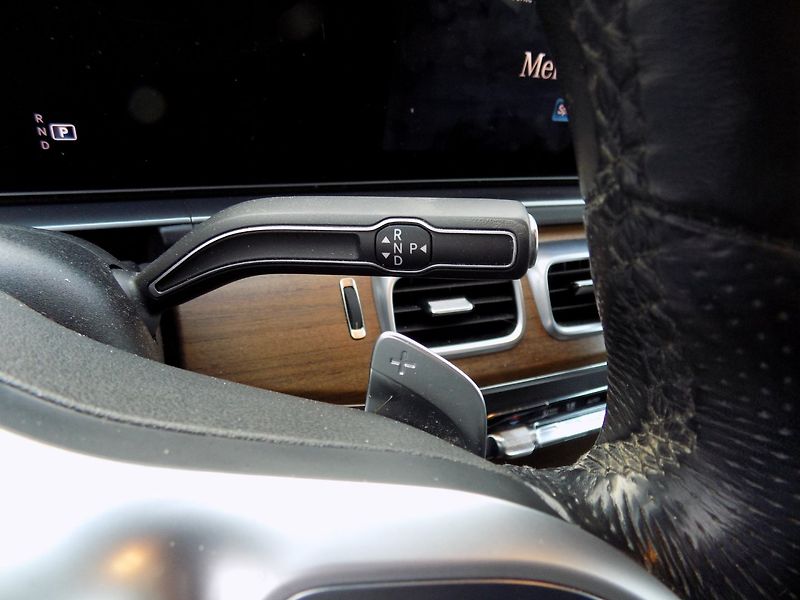 Mercedes-Benz GLS (2020) 400d/AMG-Line/4-Matic/1.M.ČR/ - fotka 28 z 47