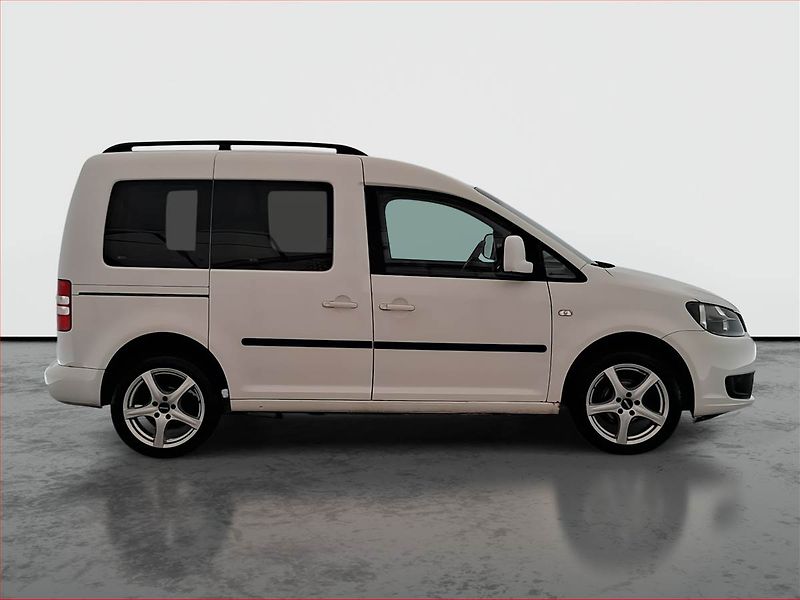 Volkswagen Caddy (2013) 1.6 TDi, 5Míst, ČR, DPH - fotka 6 z 16