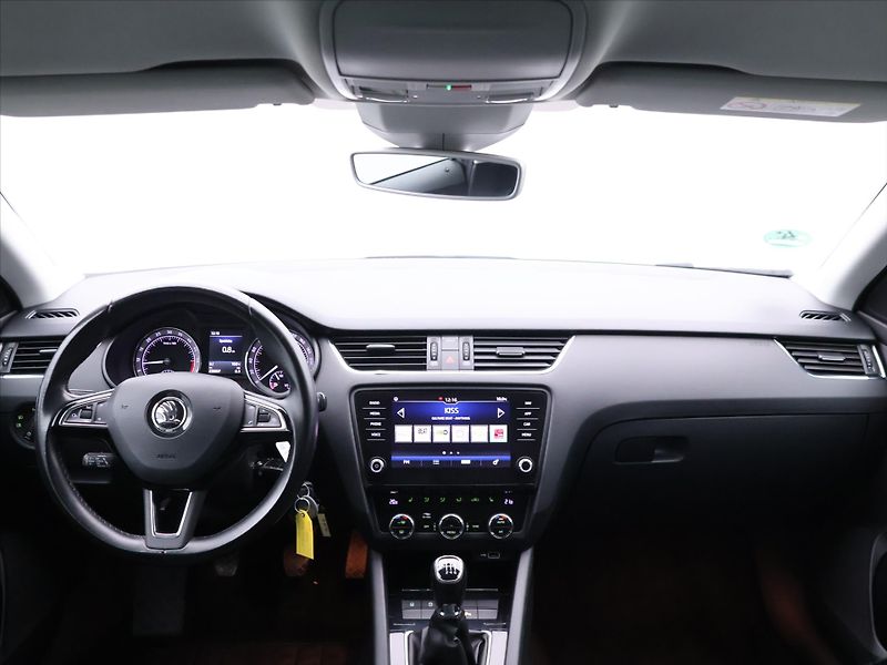 Škoda Octavia 2,0 TDI 110kW Style LED - fotka 18 z 25