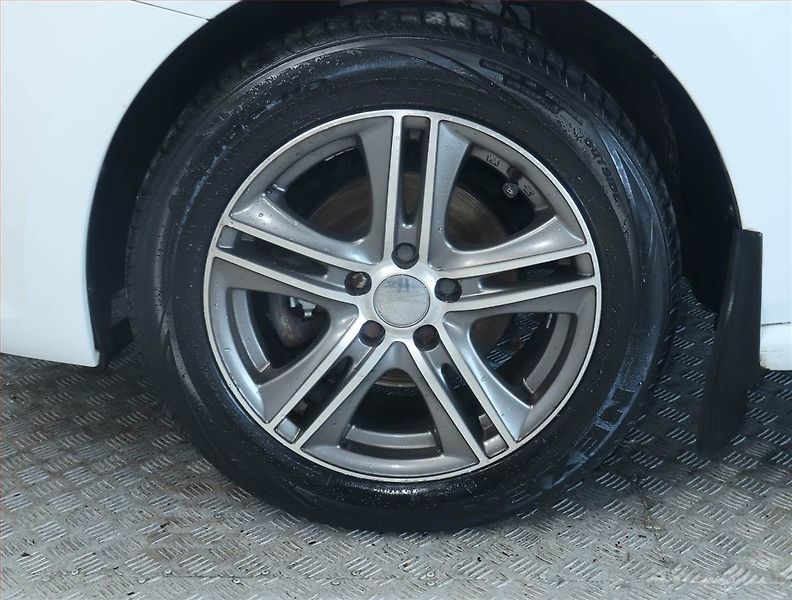 Volkswagen Polo (2014) Comfortline 1.2 TSI - fotka 14 z 17