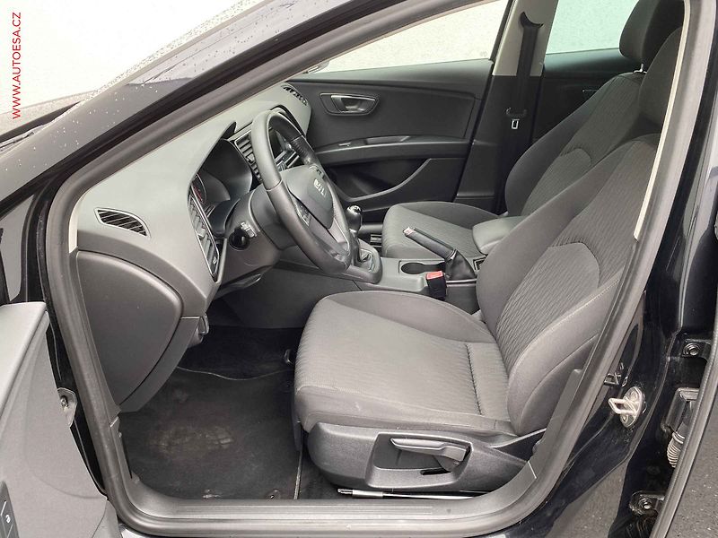Seat Leon (2015) 1.2 TSi, ČR, Style, LED - fotka 9 z 16