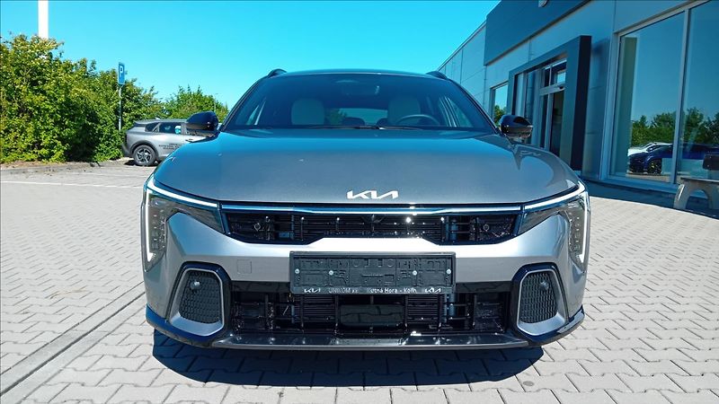 Kia K4 1,6 SW 7DCT GT-Line seat+tech - fotka 2 z 13