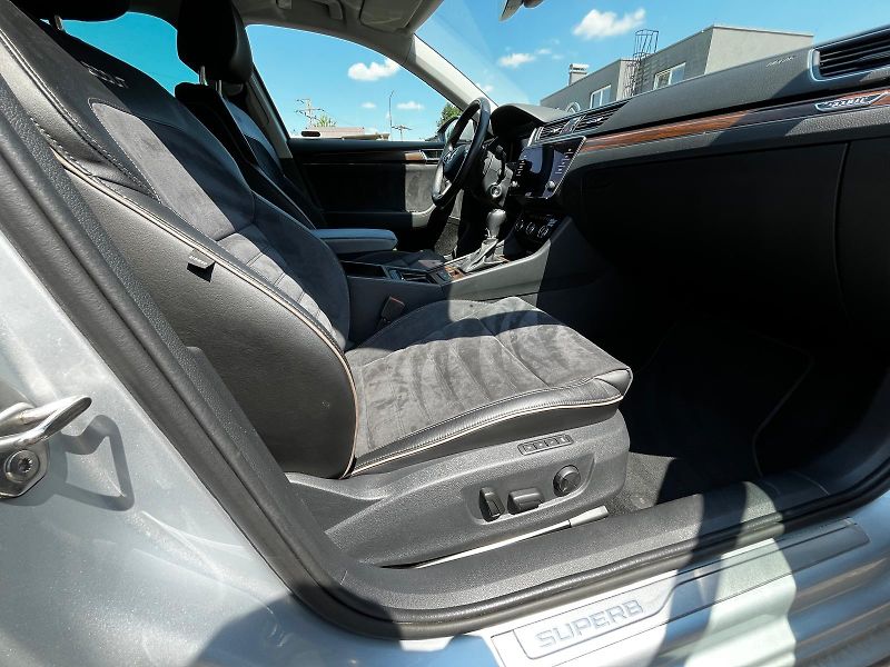 Škoda Superb (2022) Scout 2.0 TDI 4x4  - fotka 12 z 19