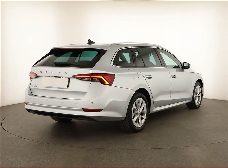 Škoda Octavia (2022) Style 2.0 TDI, ČR,1.maj, Navi - fotka 5 z 14