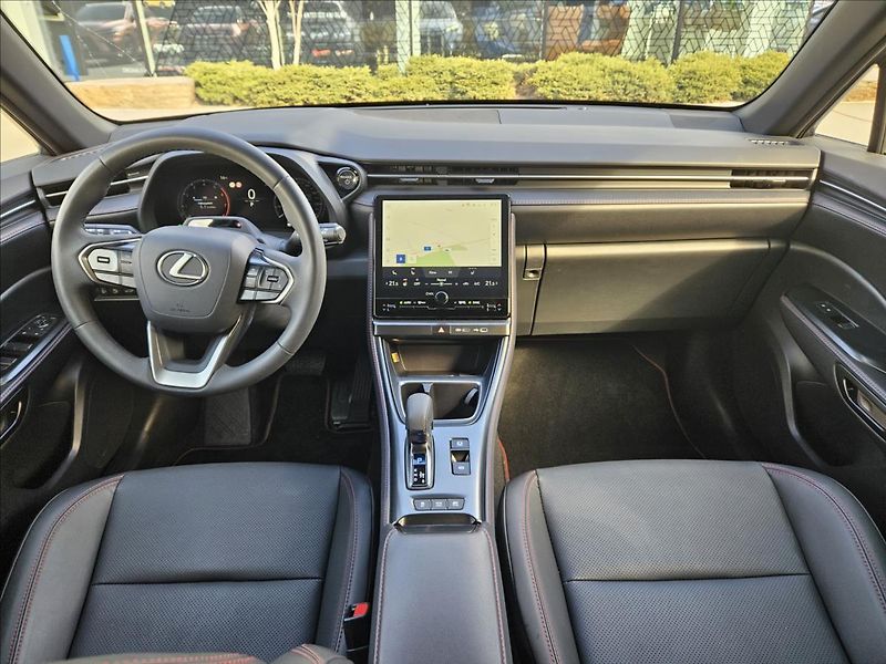 Lexus LBX 1,5 EMOTION Tech - fotka 12 z 18