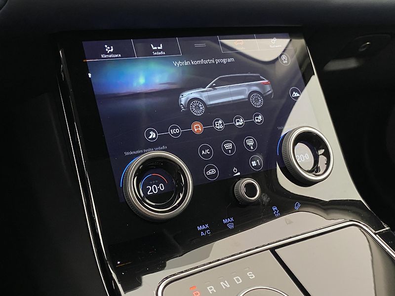 Land Rover Range Rover Velar P250 HSE AWD AUT CZ - fotka 36 z 45