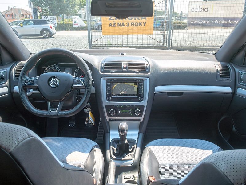 Škoda Octavia (2010) 12/10 2.0TSI RS 147KW – SERVIS - fotka 17 z 53