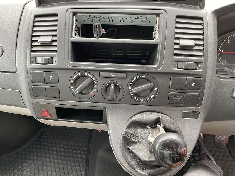 Volkswagen Transporter 2.0TDI 75KW-KOMUNÁLNÍ VOZIDLO - fotka 20 z 21
