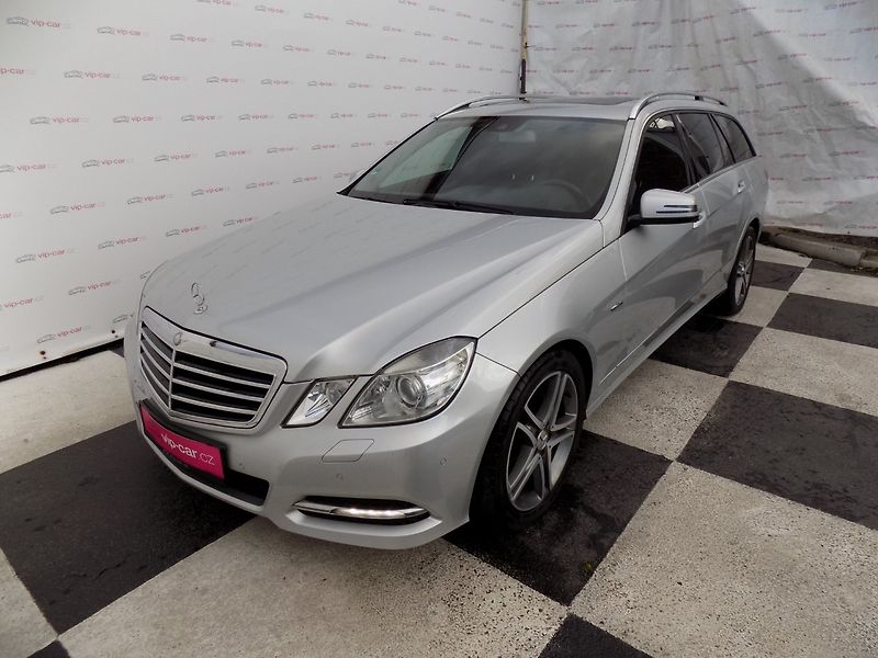 Mercedes-Benz Třídy E (2011) E 300CDI/bi-xenon/Avantgarde/ - fotografie inzerátu
