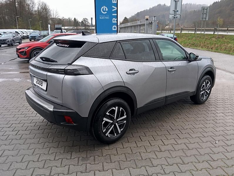 Peugeot 2008 (2026) BUSINESS Hybrid 110 e-DCS6 - fotka 7 z 16