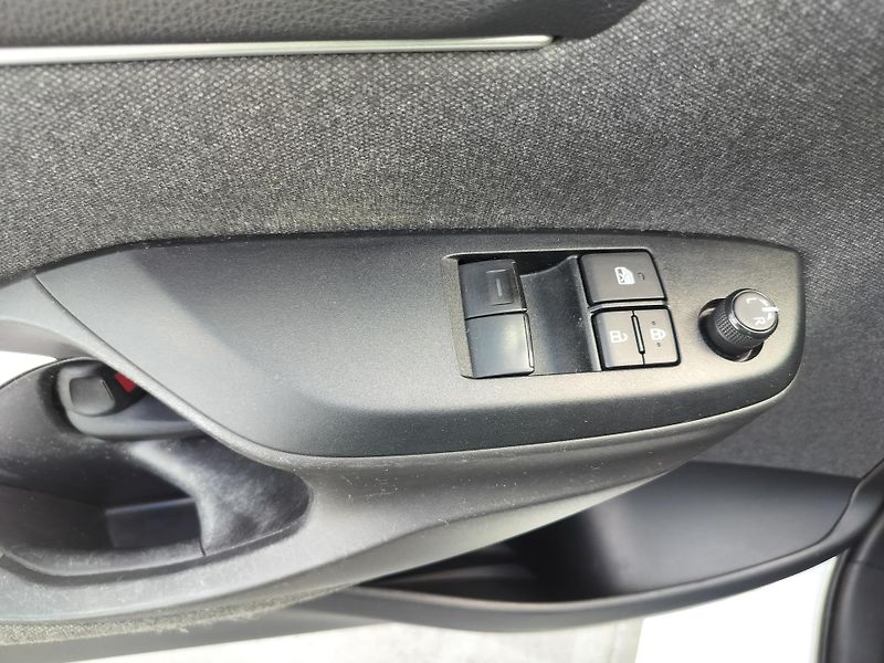 Toyota Yaris 1.5 Hybrid - fotka 10 z 27